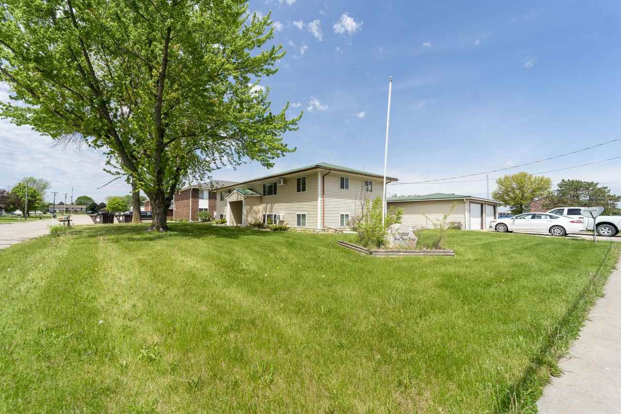 1501 W 3rd St #1 - Photo 5 of 16