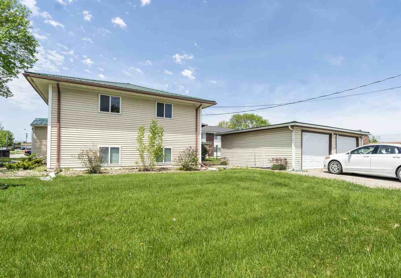 1501 W 3rd St #1 - Photo 7 of 16