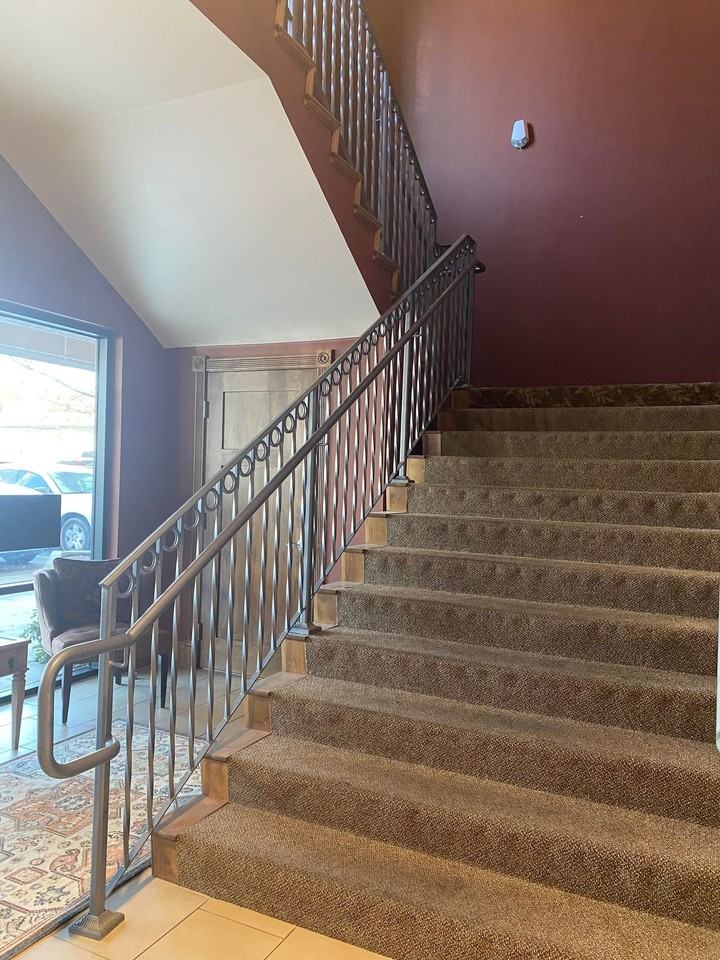 223 N Irwin St #H - Photo 3 of 12