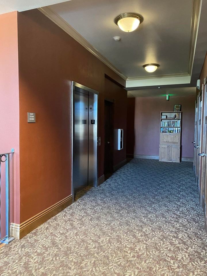 223 N Irwin St #H - Photo 6 of 12