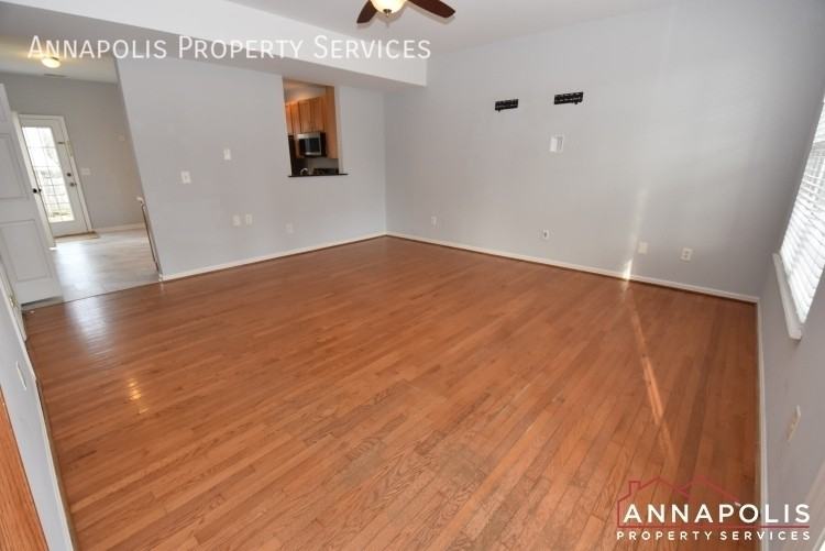 858 Selby Blvd - Photo 5 of 30