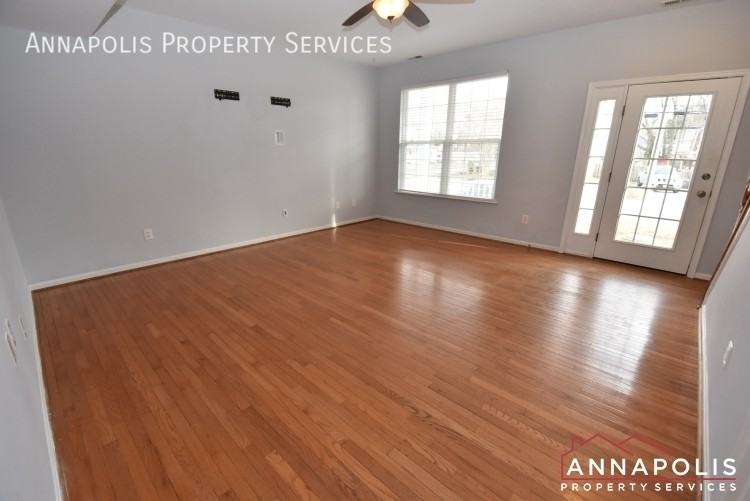 858 Selby Blvd - Photo 6 of 30