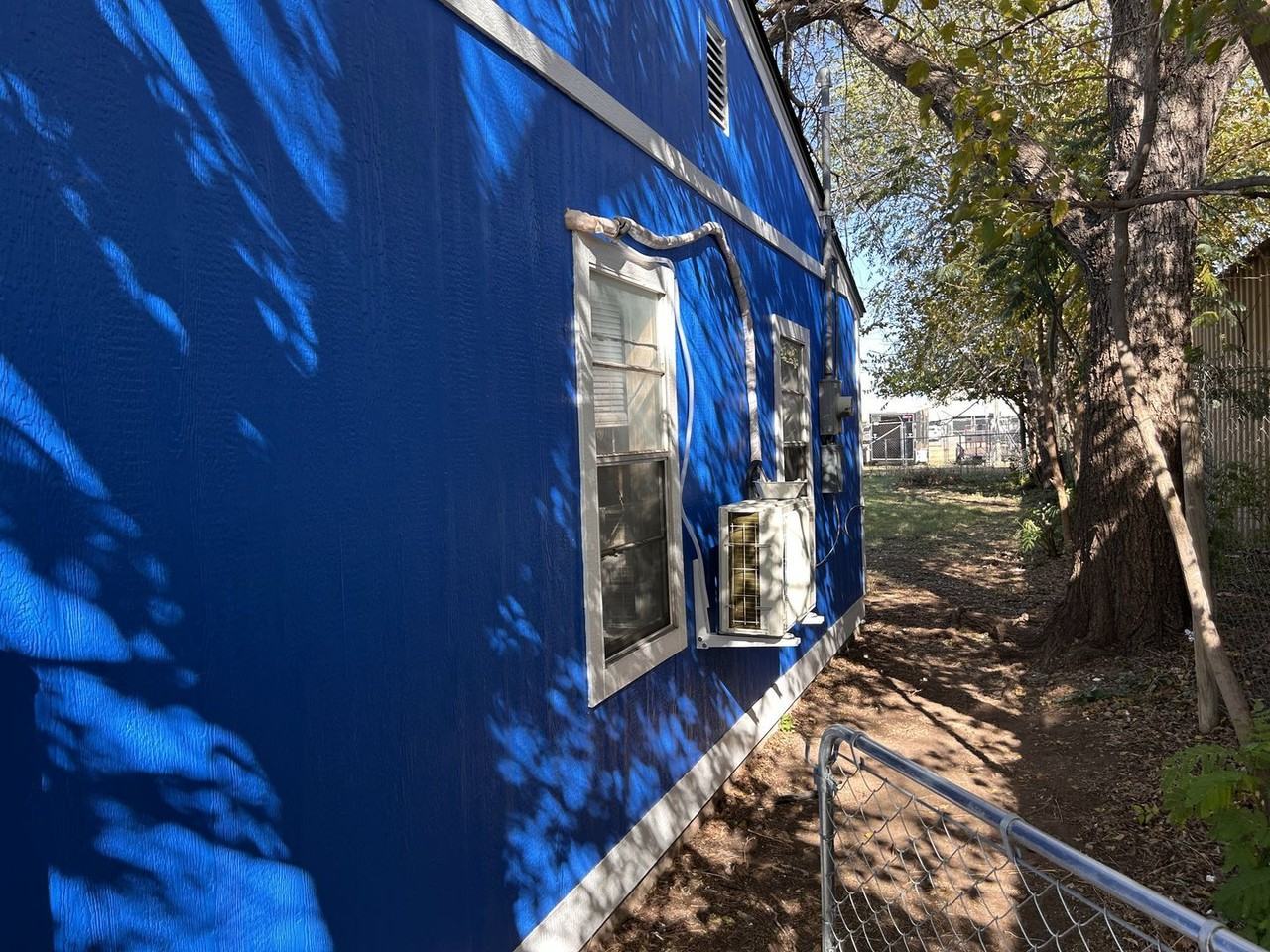 2309 Sw I Ave - Photo 3 of 24