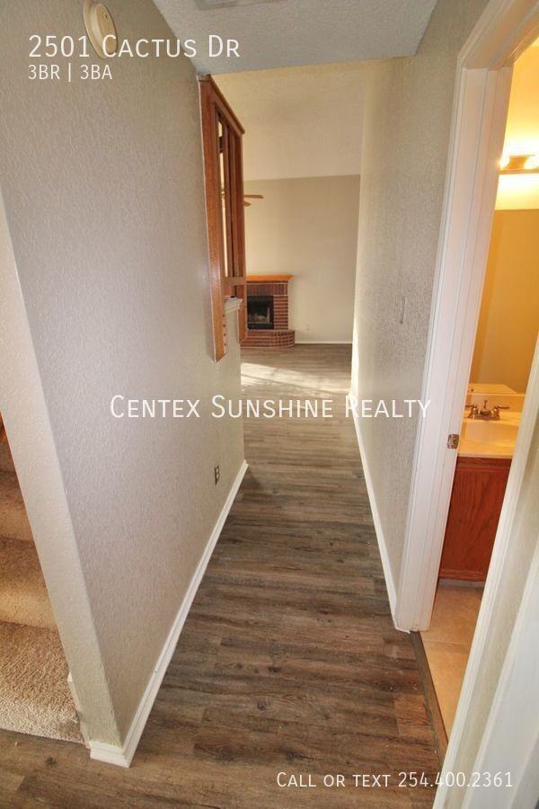 2501 Cactus Dr - Photo 6 of 24