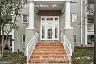 4179 S Four Mile Run Dr #301 - Photo 1 of 1