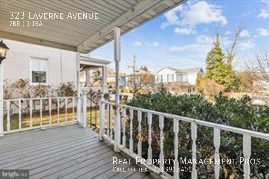 323 Laverne Ave - Photo 4 of 29