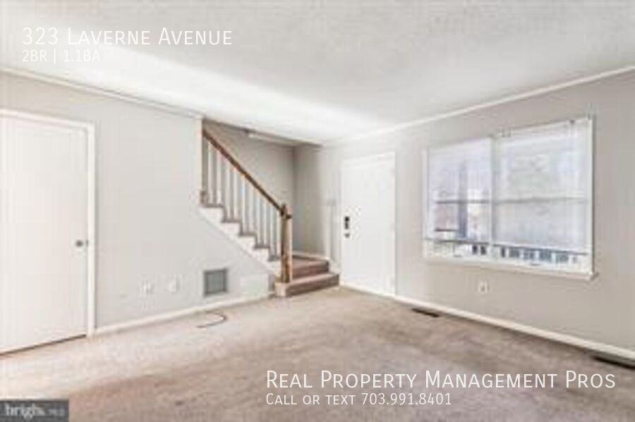 323 Laverne Ave - Photo 5 of 29