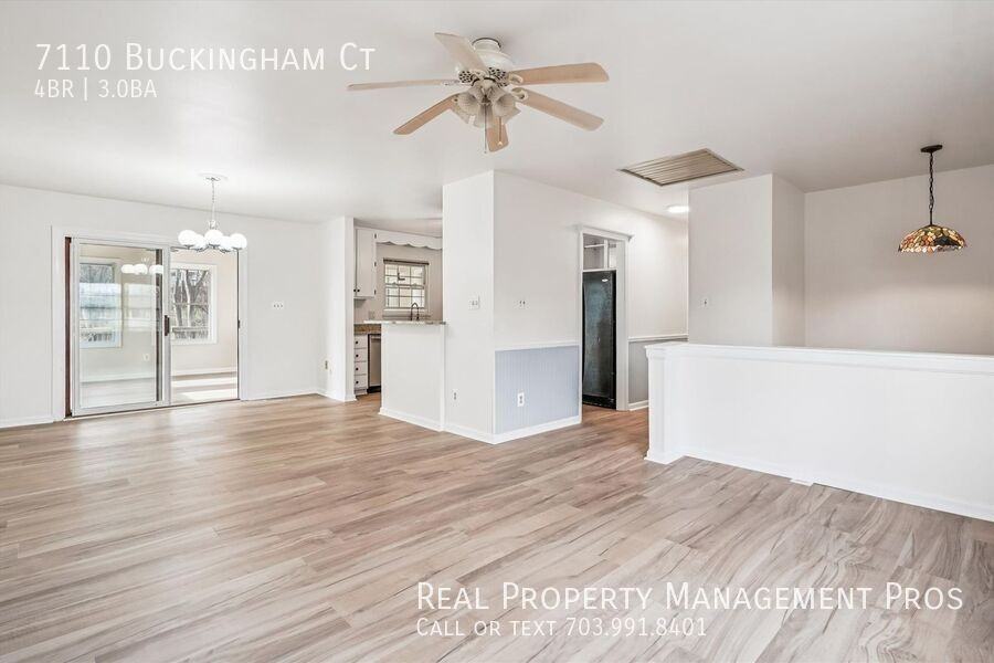 7110 Buckingham Ct - Photo 4 of 32