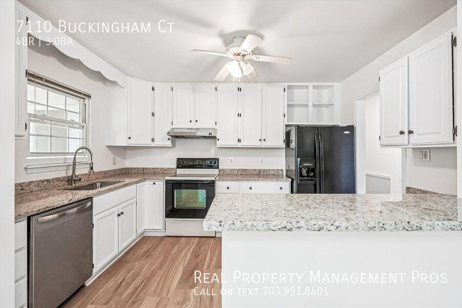 7110 Buckingham Ct - Photo 6 of 32