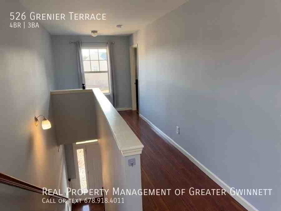 526 Grenier Ter - Photo 7 of 17