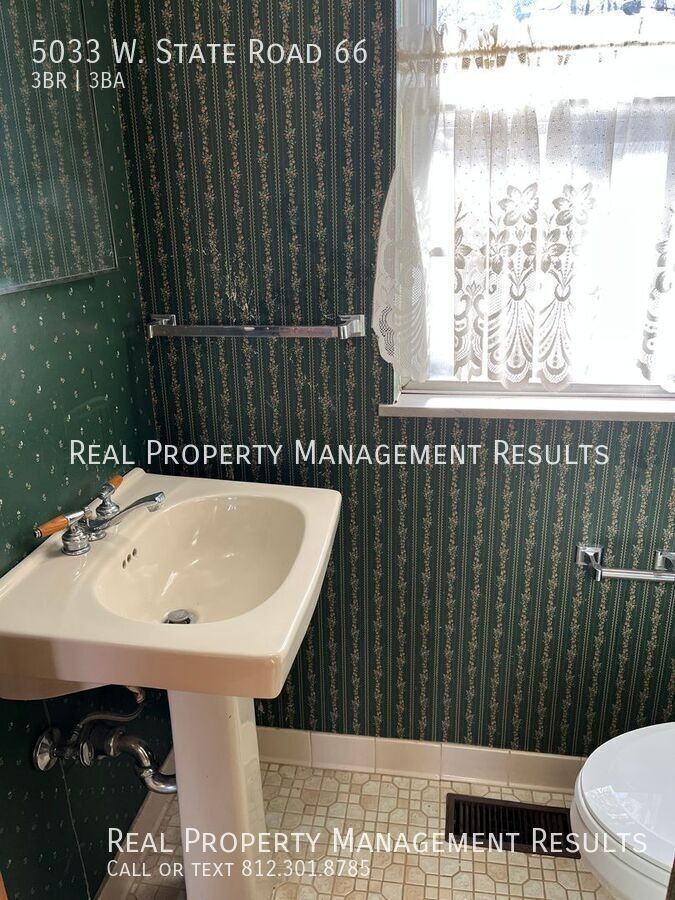 5033 W State Route 66 - Photo 6 of 25