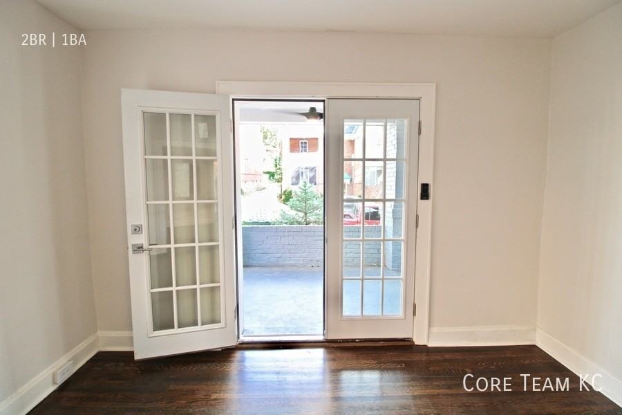 4318 Mercier St #4318-1 - Photo 3 of 16