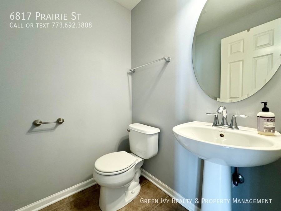 6817 Prairie St - Photo 6 of 16