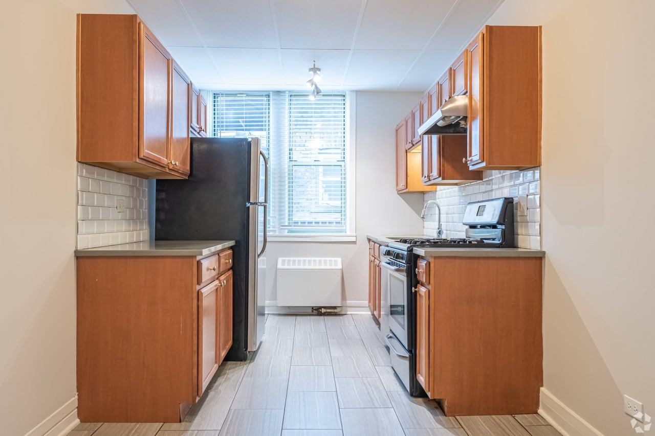 The Trilogy at Hyde Park - Photo 5 of 27