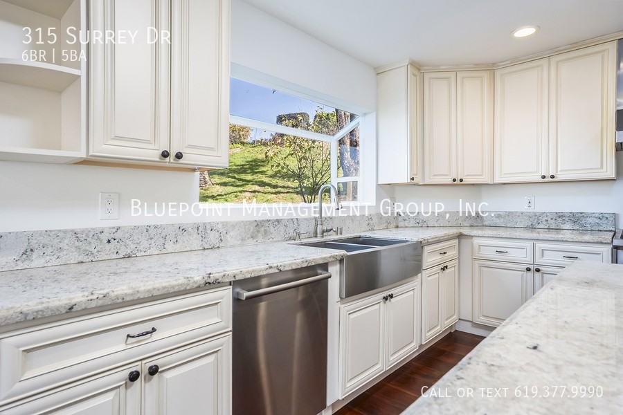 315 Surrey Dr - Photo 6 of 34