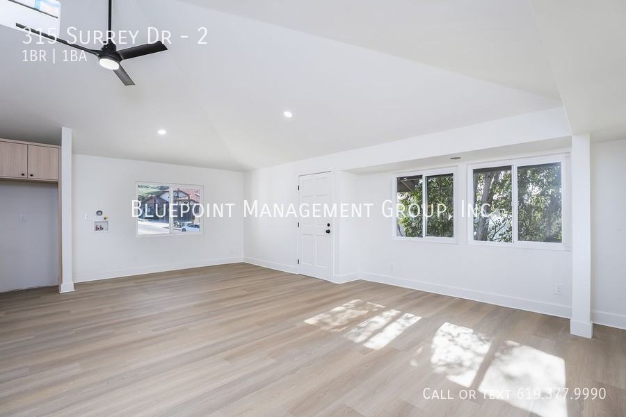 315 Surrey Dr #2 - Photo 3 of 11