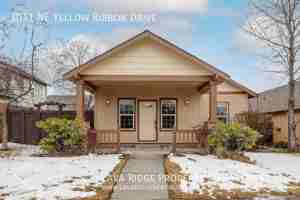 featured image of 3011 Ne Yellow Ribbon Dr