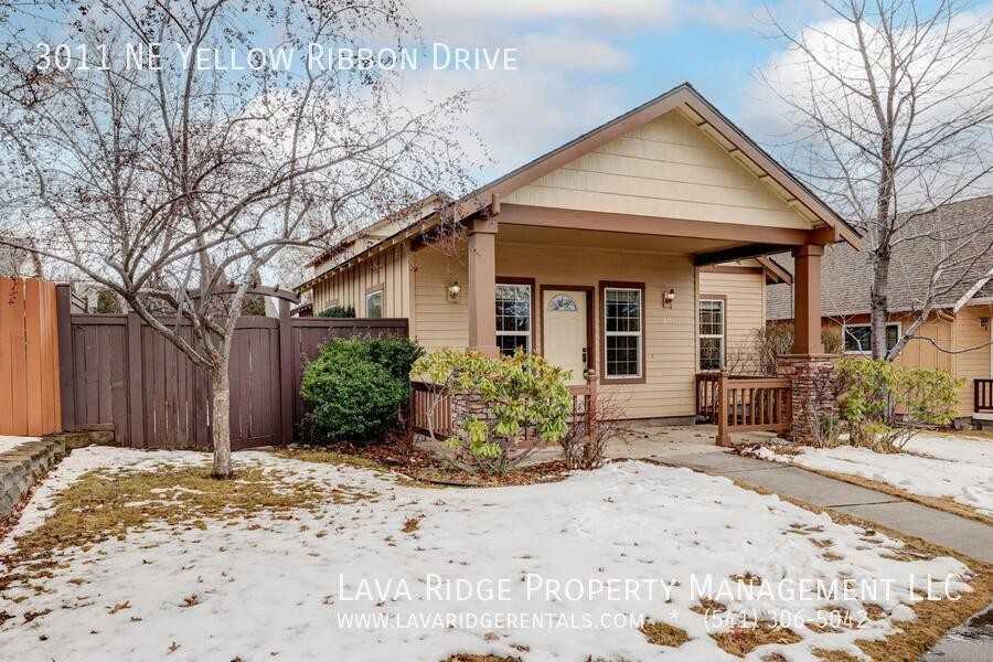 3011 Ne Yellow Ribbon Dr - Photo 2 of 32