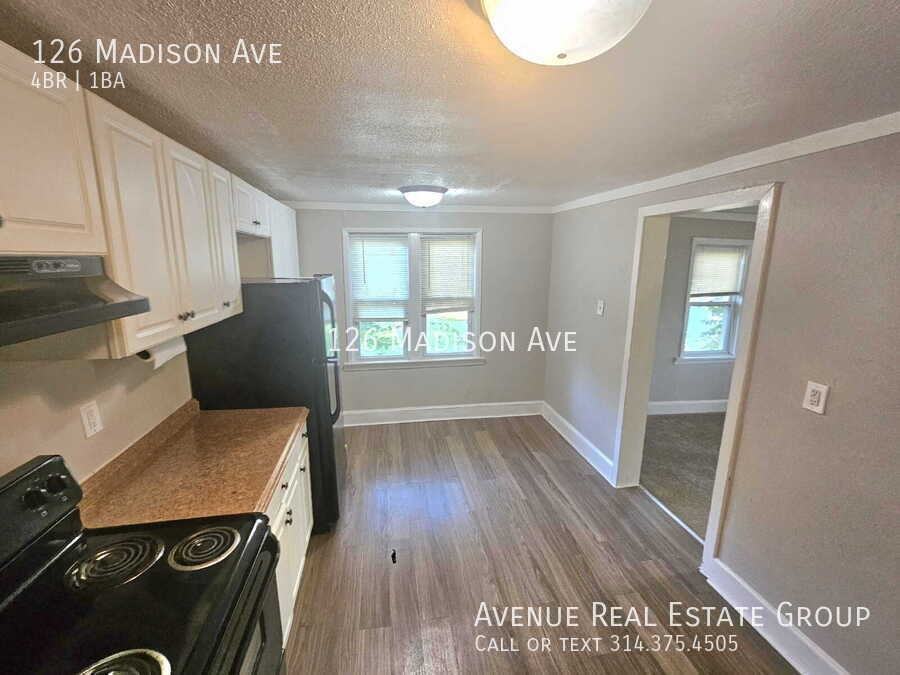 126 Madison Ave - Photo 5 of 14