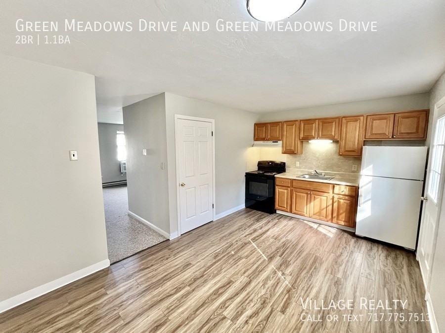 Green Meadows Drive & & Green Meadows Drive #545 - Photo 2 of 50