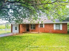 featured image of 3005 Delmar Rd