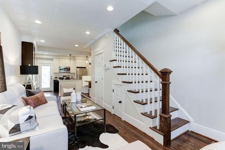 635 20th St Ne - Photo 7 of 20