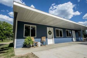 featured image of 4015 Bay City Rd