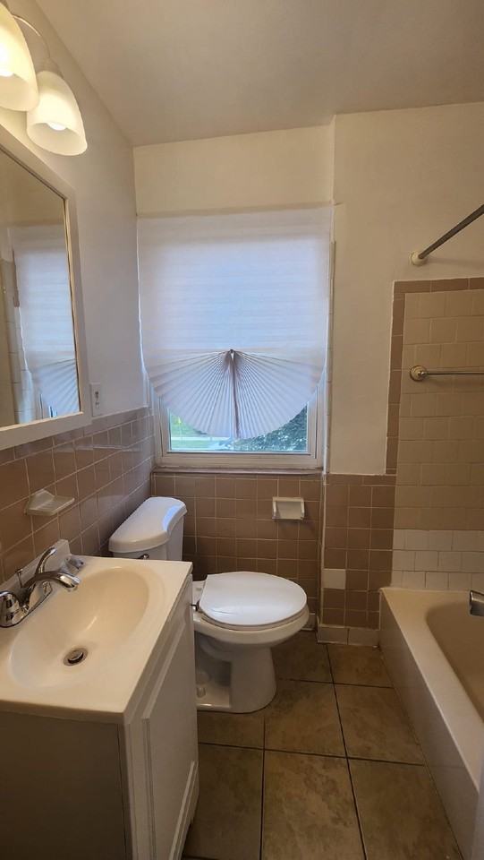 3914 28th Ave - Photo 7 of 19