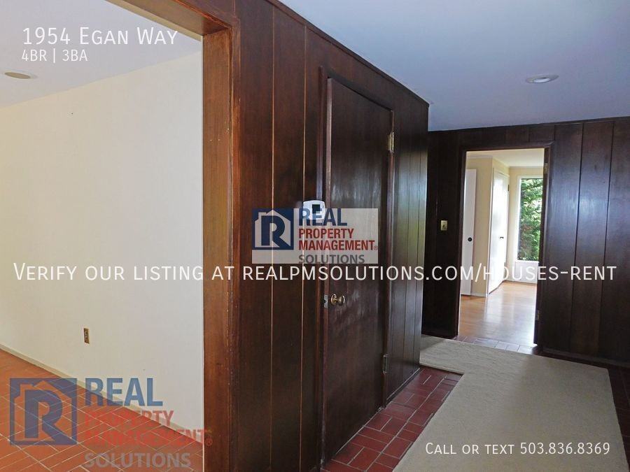 1954 Egan Way - Photo 5 of 50