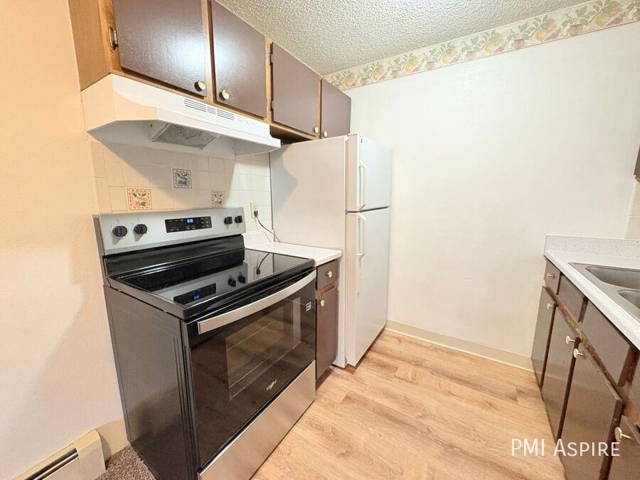 2264 Dexter Dr #300 - Photo 5 of 8