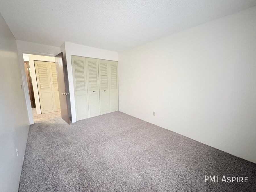 2264 Dexter Dr #300 - Photo 7 of 8