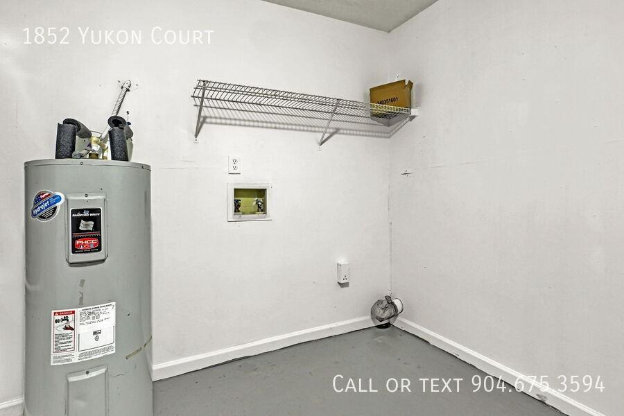 1852 Yukon Ct - Photo 6 of 20