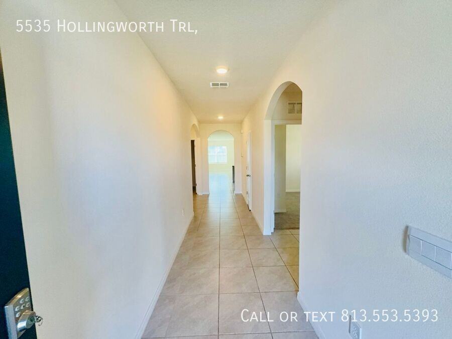 5535 Hollingworth Trl - Photo 5 of 25
