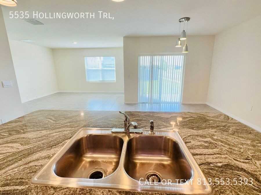 5535 Hollingworth Trl - Photo 7 of 25