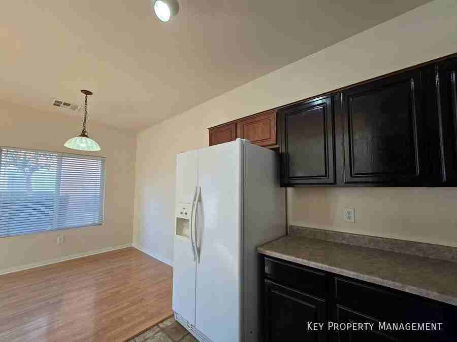 10443 Gold Shadow Ave - Photo 7 of 22