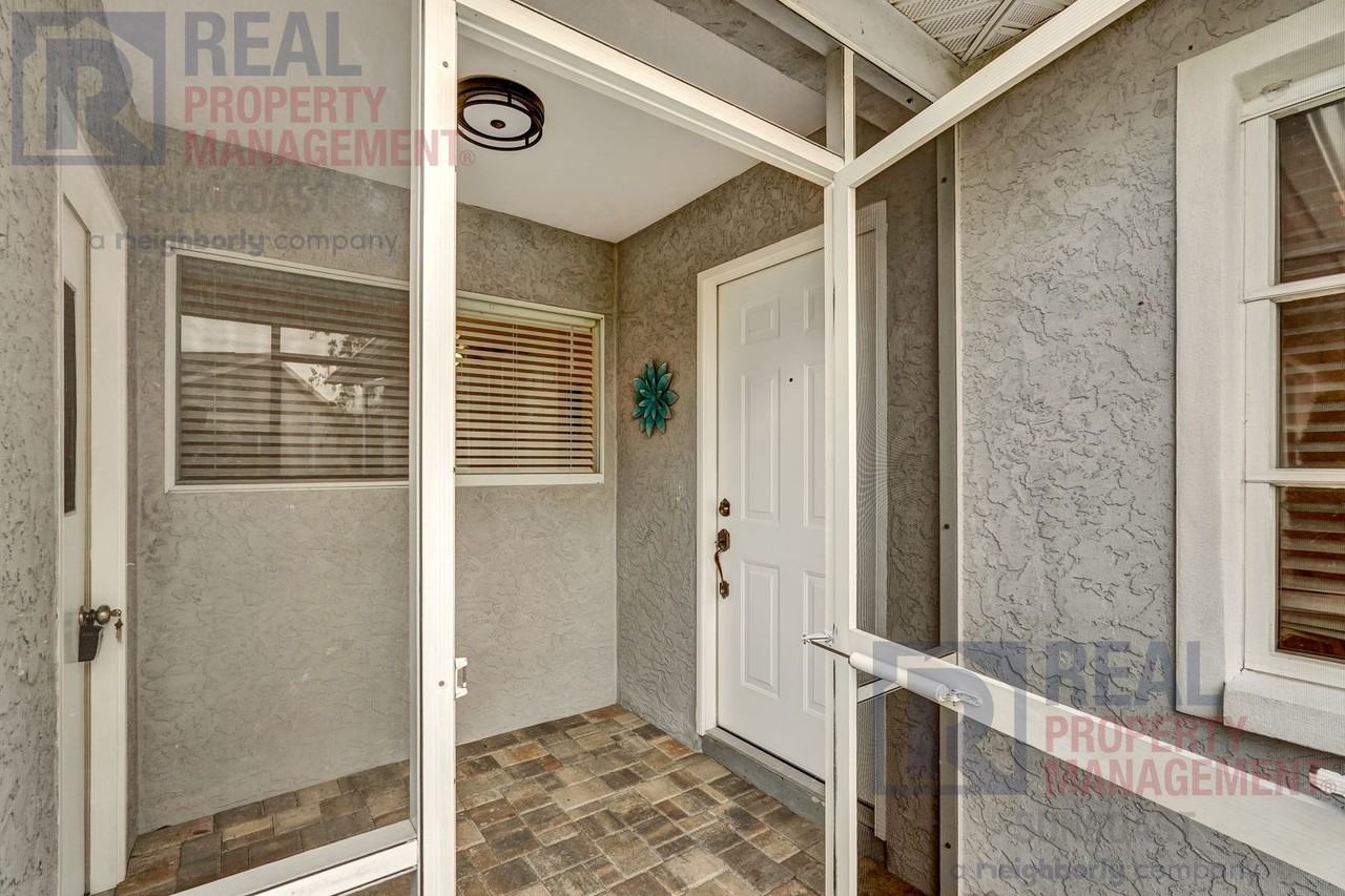 3777 Bonaventure Ct - Photo 6 of 31