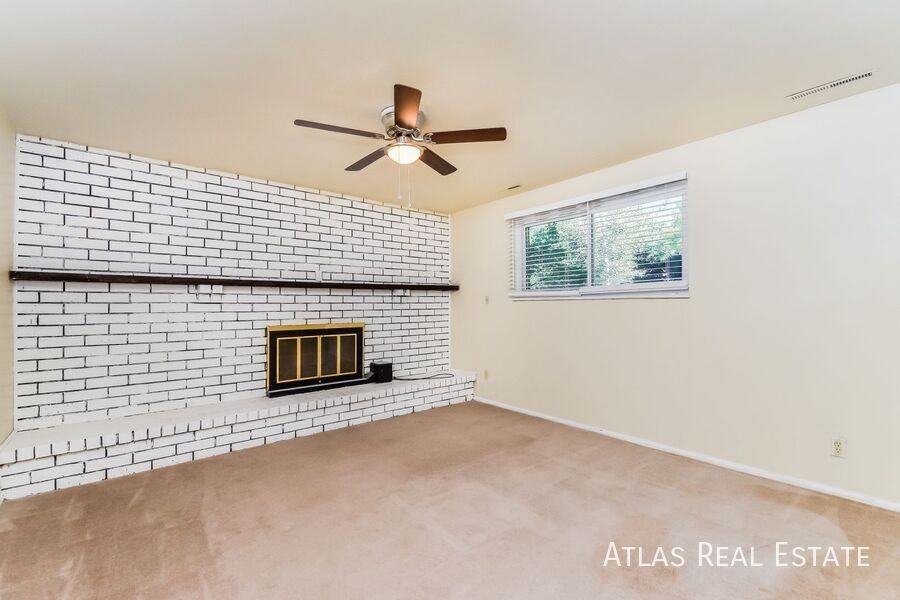 2975 Montebello Dr W - Photo 4 of 22