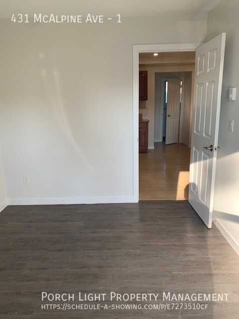 431 Mcalpine Ave N #1 - Photo 4 of 9