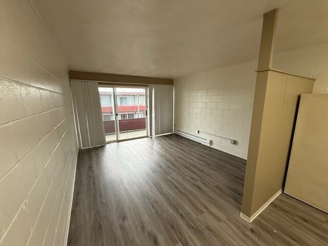 3228 S Union Ave #318 - Photo 3 of 14