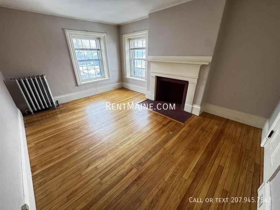 77 Broadway - Photo 7 of 10