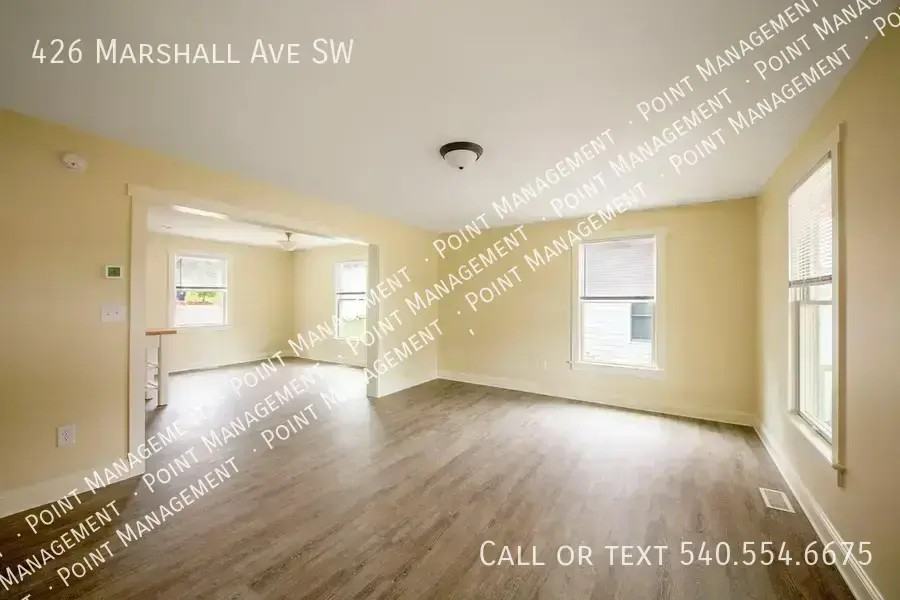 426 Marshall Ave Sw - Photo 5 of 12