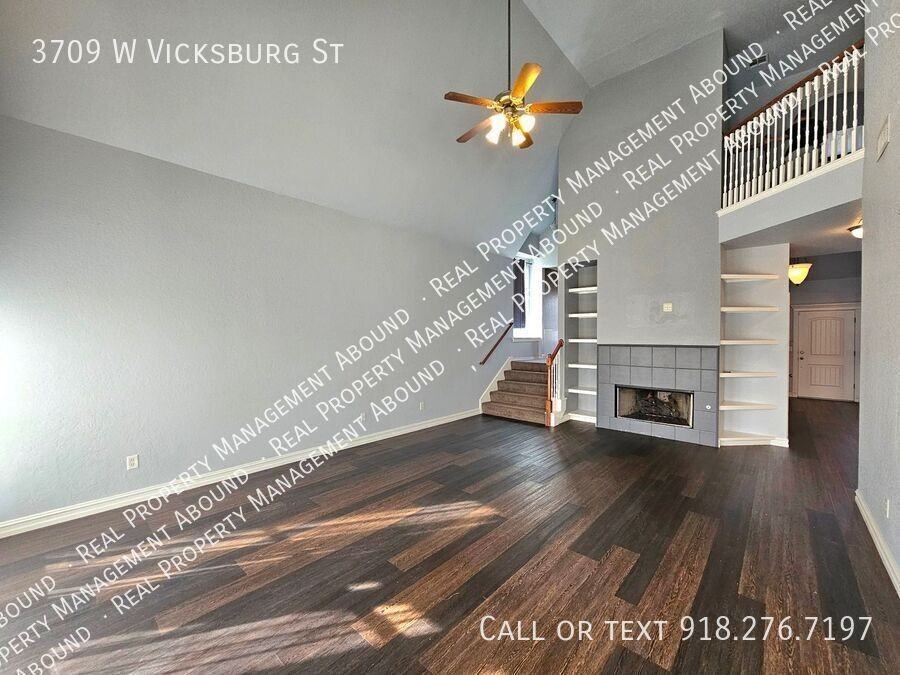 3709 W Vicksburg St - Photo 6 of 40