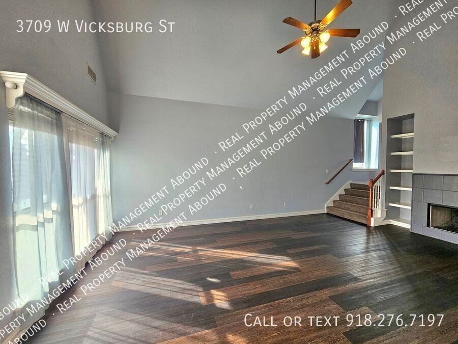 3709 W Vicksburg St - Photo 7 of 40