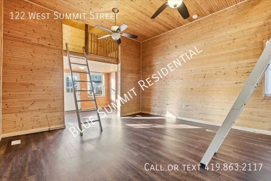 122 W Summit St - Photo 5 of 19