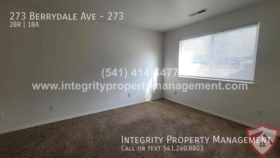 273 Berrydale Ave #273 - Photo 6 of 14