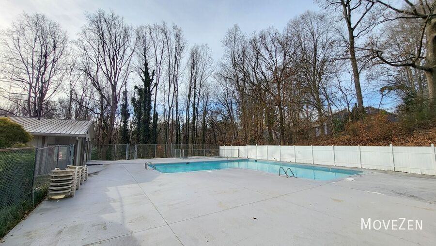 2240 Sunderland Rd #71N - Photo 7 of 31