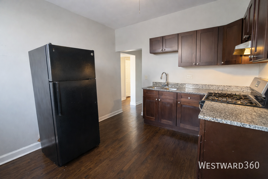 310 S Springfield Ave #3S - Photo 4 of 8