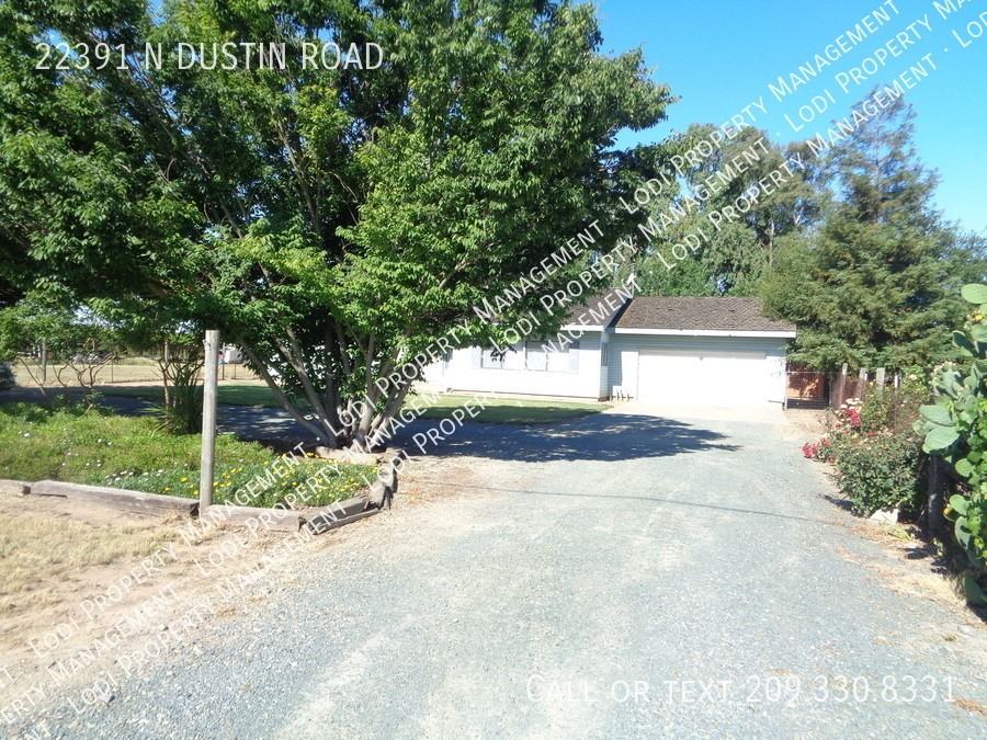 22391 N Dustin Rd - Photo 3 of 33