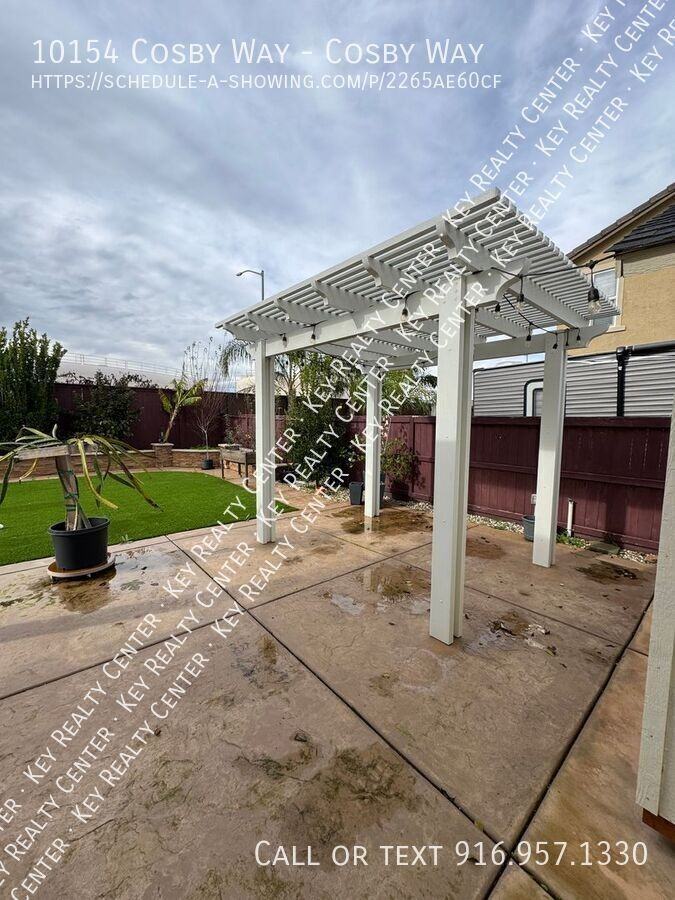 10154 Cosby Way - Photo 4 of 40