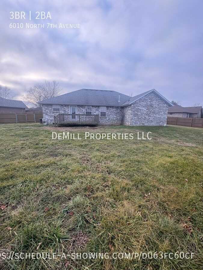 6010 N 7th Ave - Photo 3 of 12